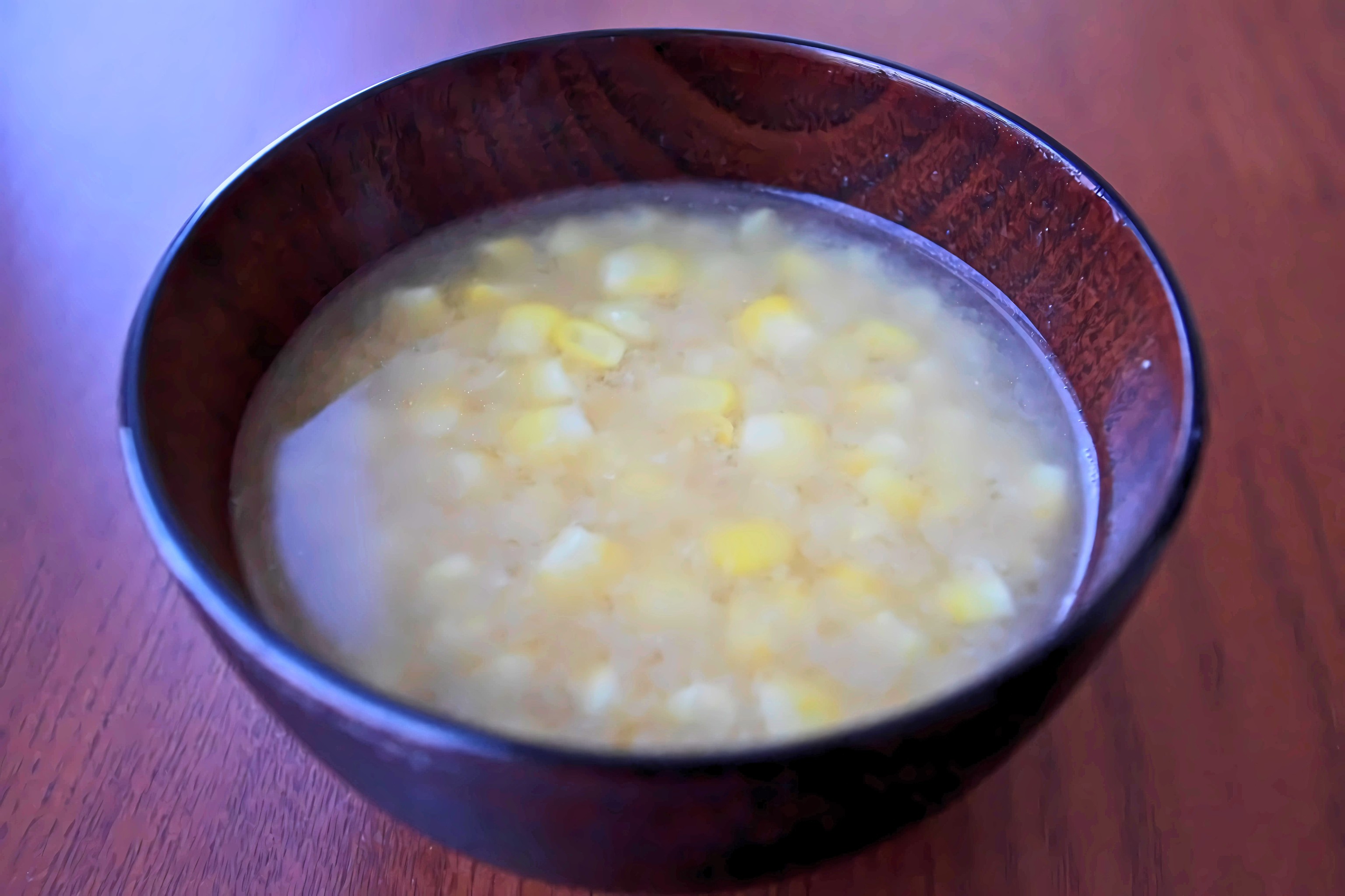 とうもろこしのみそ汁