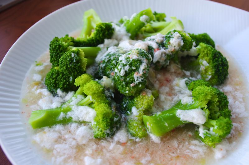 ブロッコリーのかにあんかけ