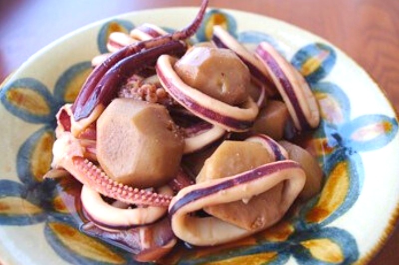 里芋といかの煮物