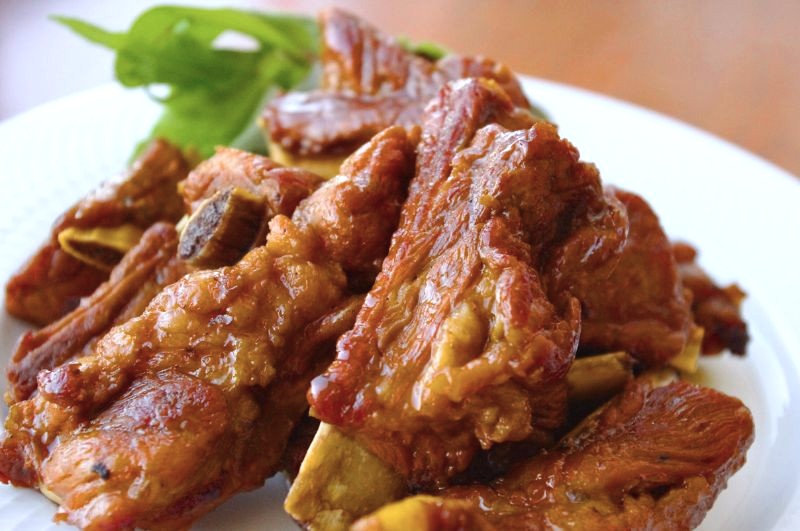 スペアリブのジュース煮