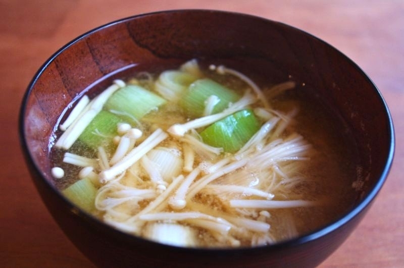 えのきとねぎのみそ汁